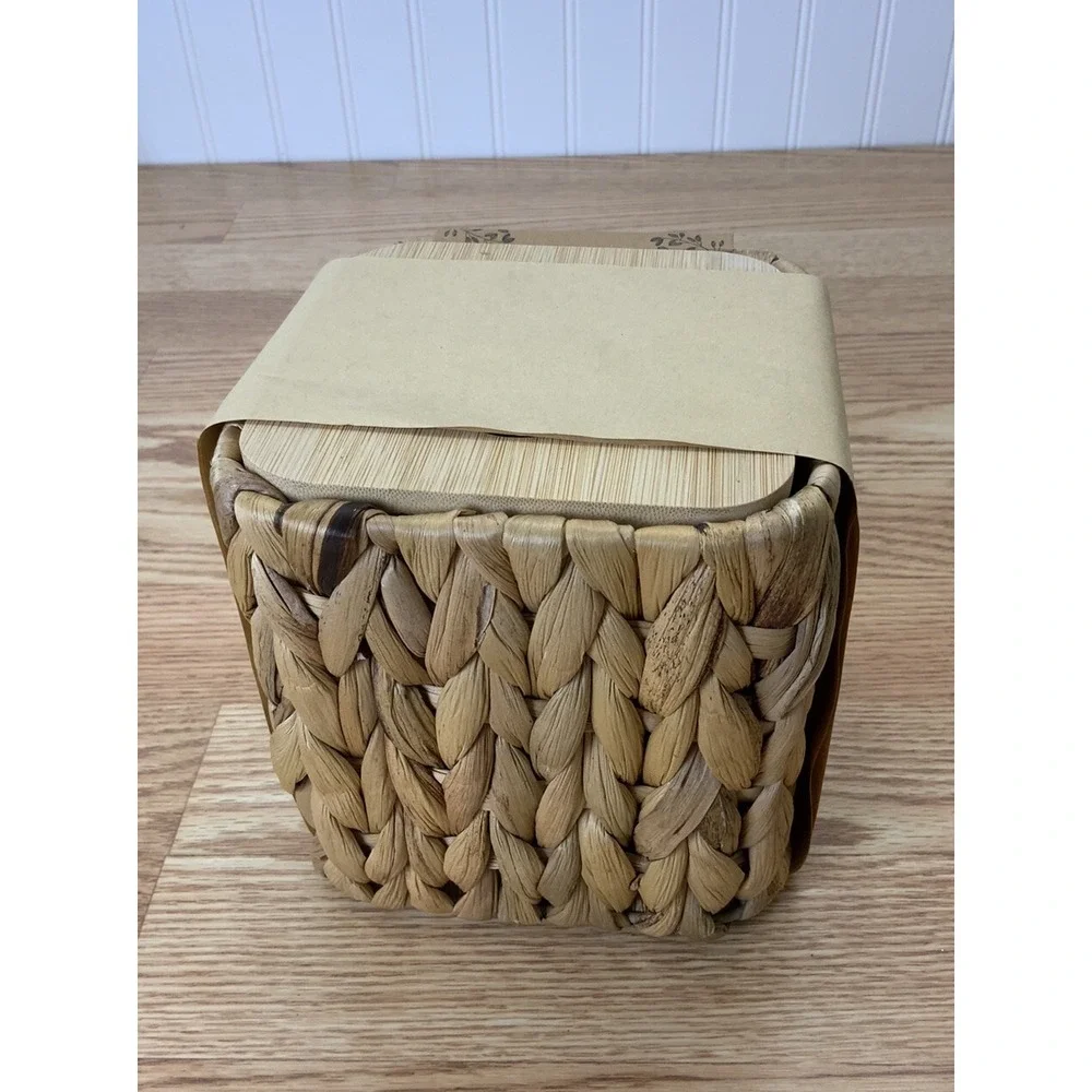 Ellinia Water Hyacinth‎ Tissue Cover Box Square 6